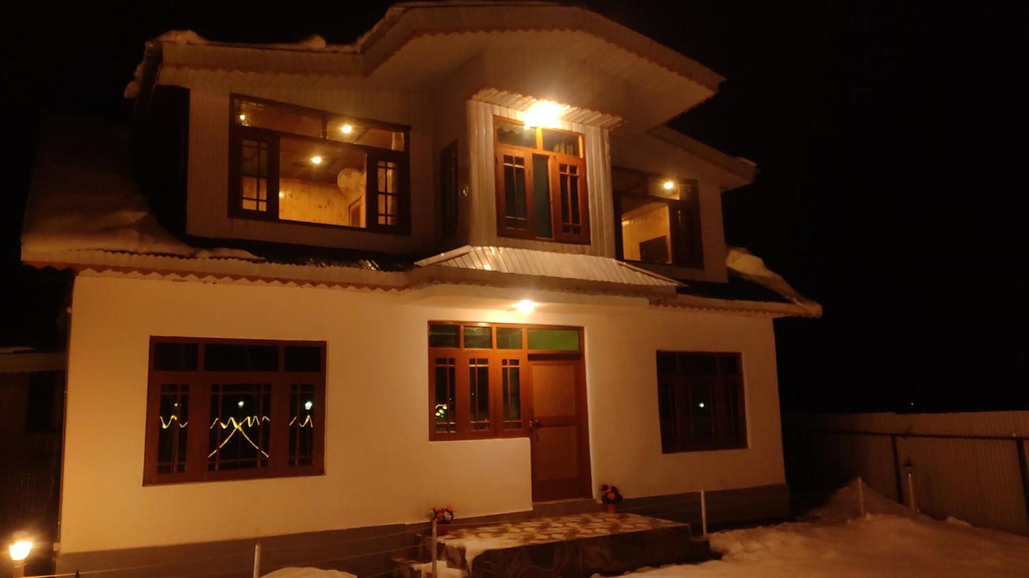 Pahalgām Dream River Resort מראה חיצוני תמונה